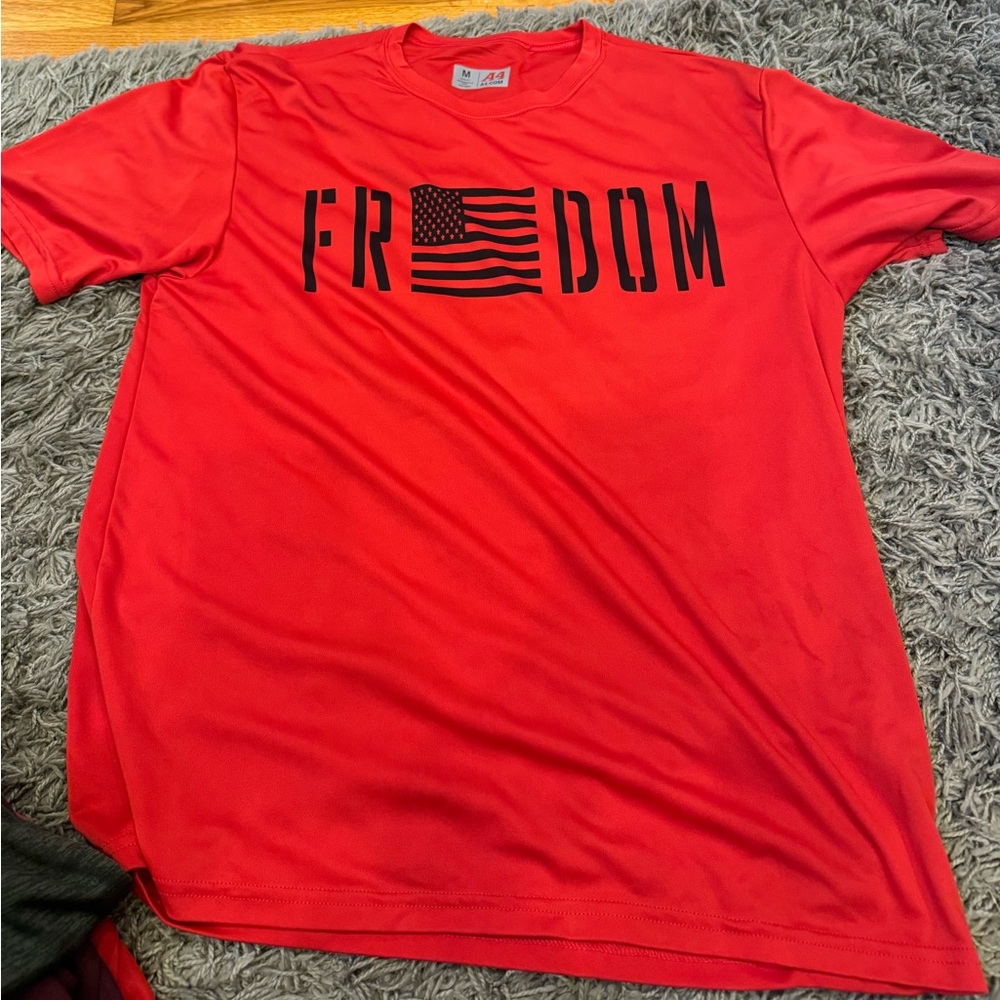 Under Armour casual shirt. Men’s medium.